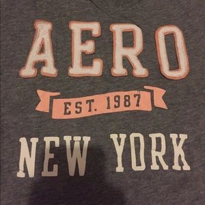 Gray and pink Aeropostale graphic tee